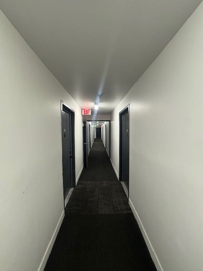 Photo - 750 S. Carondelet St.