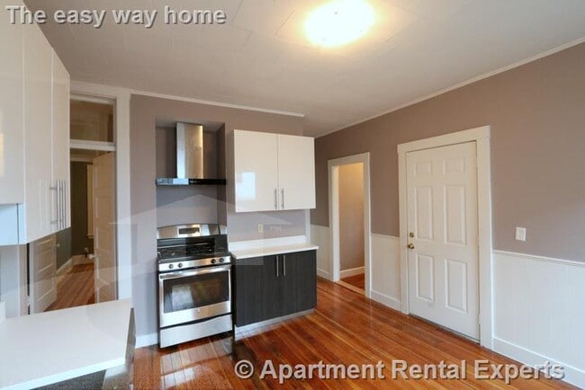 Photo - 21 Granite St Apartments