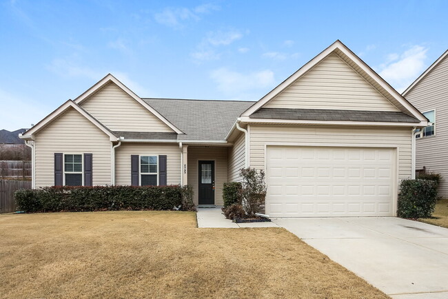 Photo - 392 Pinnacle Dr.