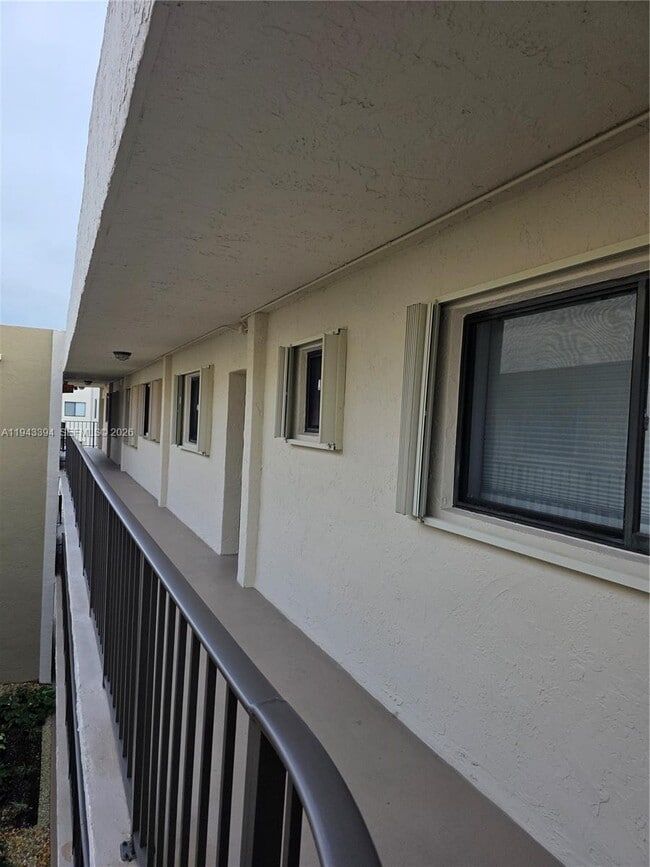 Photo - 8005 SW 107th Ave Unit 315