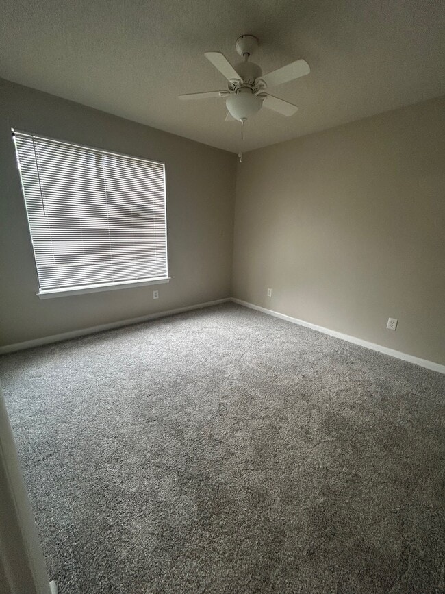 Photo - 405 Harbison Blvd Unit 811b