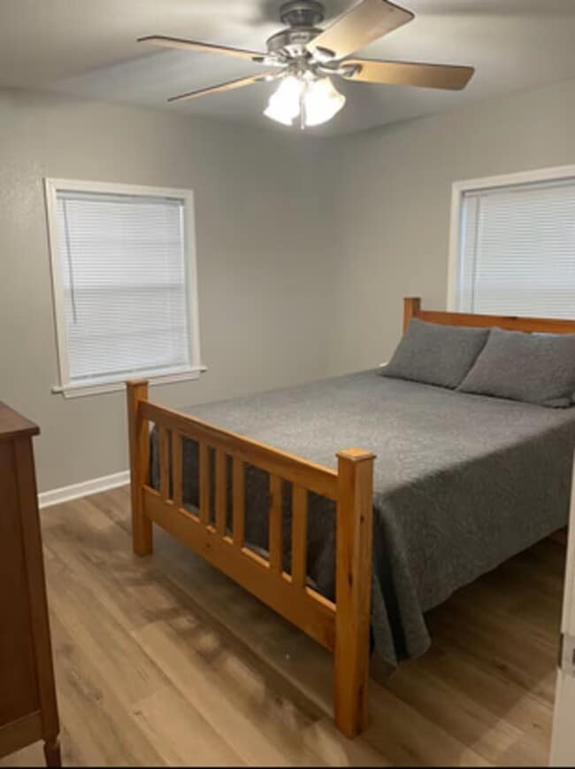 Photo - 421 Perkins Ave