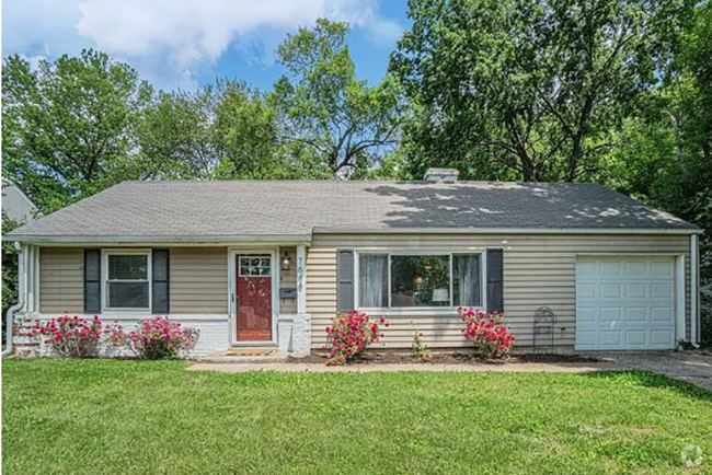 Building Photo - Charming 3-Bedroom Ranch in Prime Shawnee ... Rental