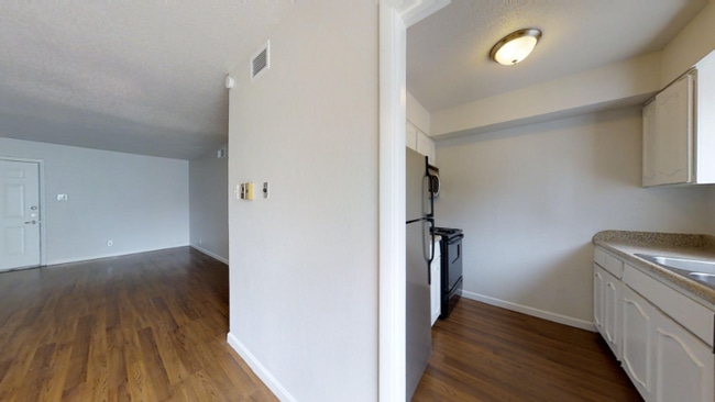 Photo - 5221 Bonita Ave Unit 203