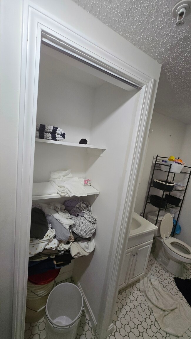 Photo - 31 Devereux St Unit 203