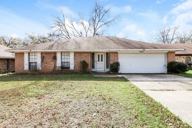 Building Photo - 7528 Beckwood Dr