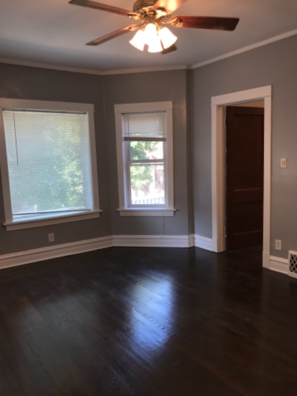 Building Photo - 5027 W Sunnyside Rental