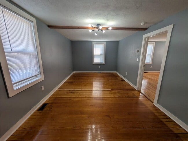 57 Pleasant St