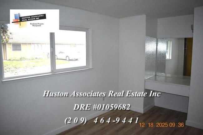 Photo - 1134 Porter Ave