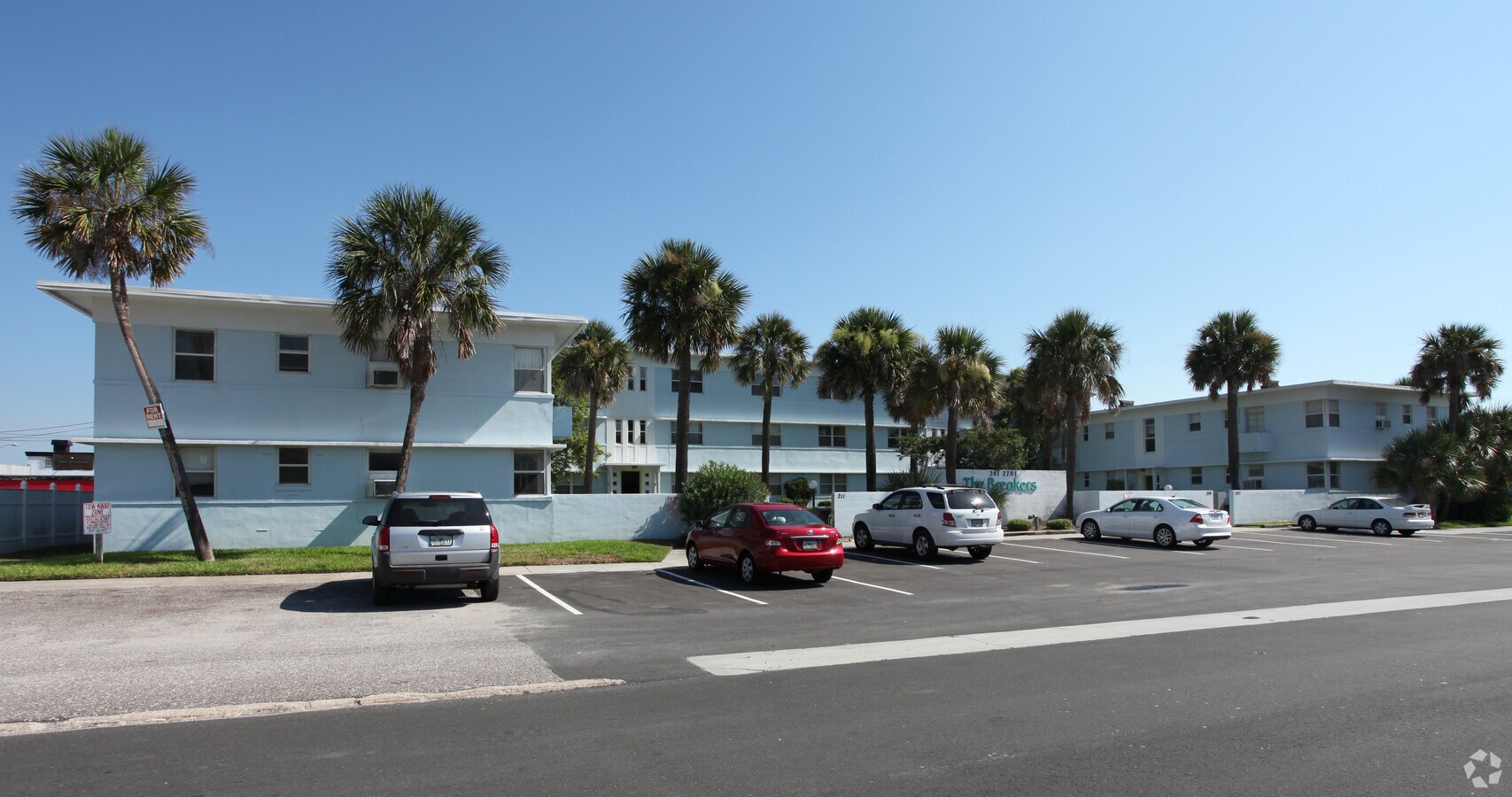 Photo - The Breakers Residences Apartments
