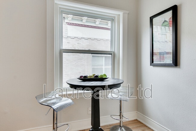 Photo - 1234 E Colfax Ave Unidad #7