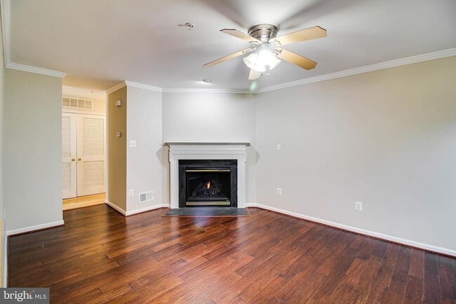 Photo - 2035 Astilbe Way