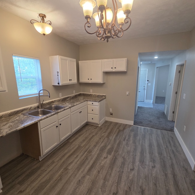 Photo - 2521 Jefferson St