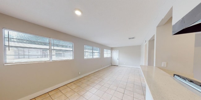Building Photo - 603 Woodbine St Rental