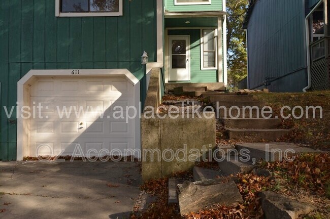 Photo - 611 S 13th St