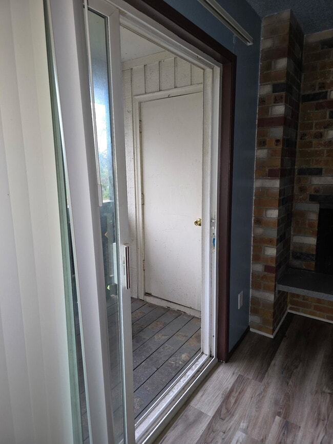 Photo - 4411 76th Ave W