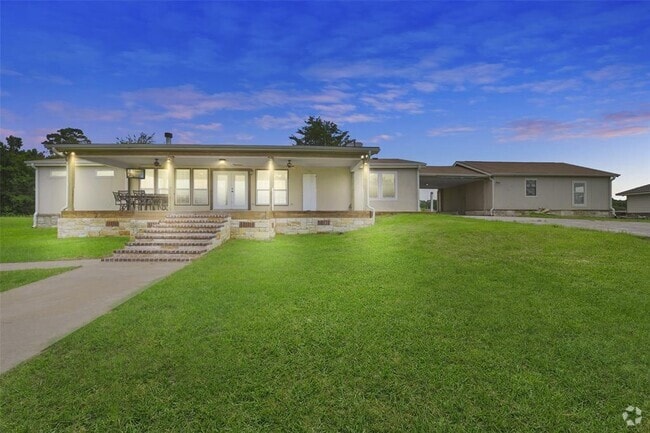 Building Photo - 319 S Skains Chapel Rd Rental