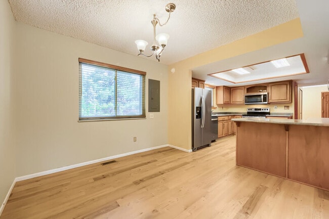 Photo - 3202 Springridge Dr