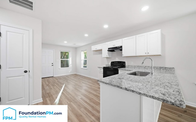 Photo - 201 S Center Dr