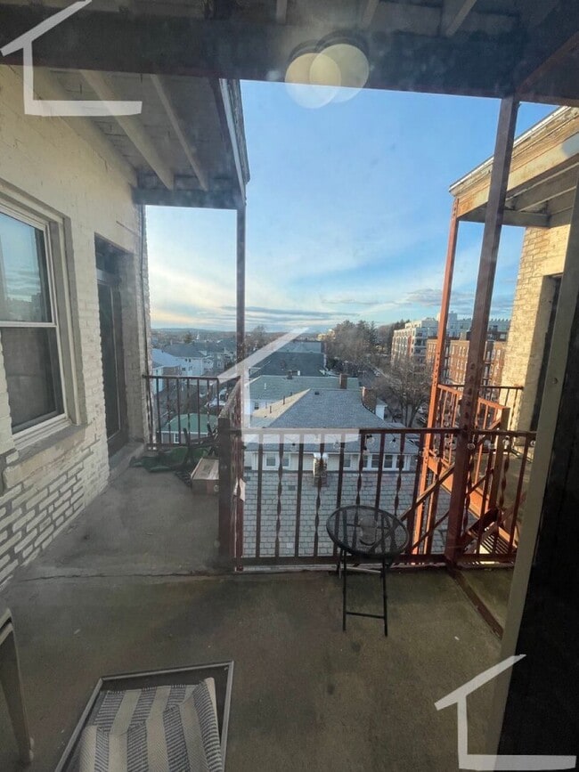 Photo - 9/1- No Fee! Large studio/small 1BR on Green Line in Brighton