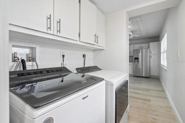 Photo - 4020 W Palm Aire Dr Unidad 402