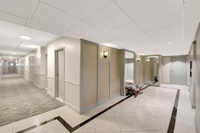 Photo - 336 N Birch Rd Unit 16B