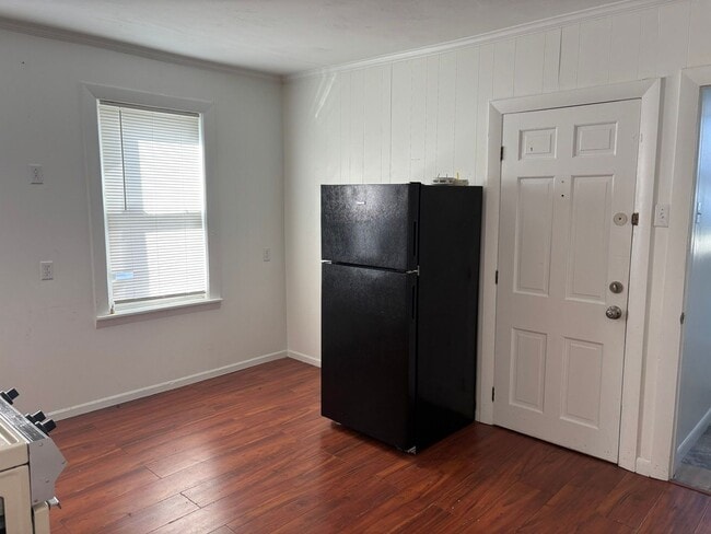Photo - 20 Perry Ave Unit 2