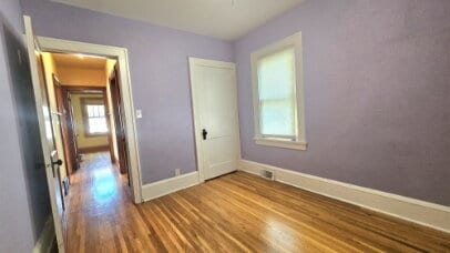 Charming 3-Bedroom Minneapolis Home with  Hardwood Floors & 2 Full Baths 11/1/2026