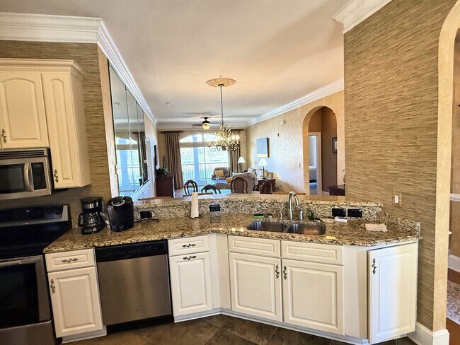 265 Venice Way Unit 1104