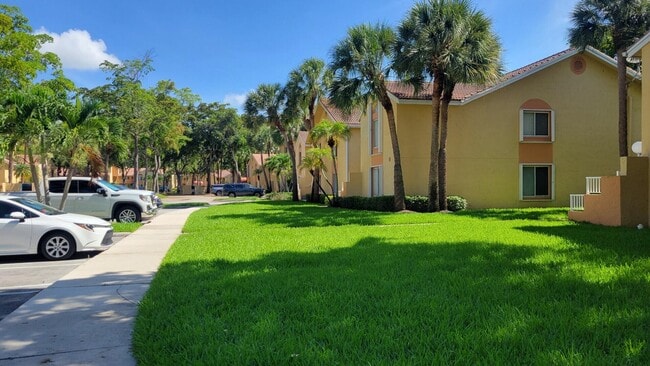 Building Photo - 969 Coral Club Dr Unit 969