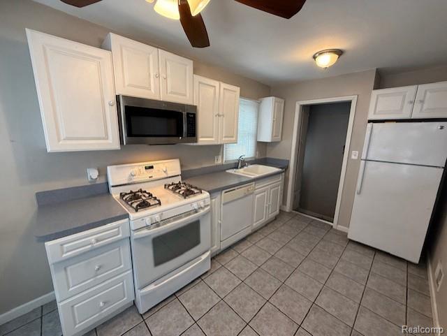 Photo - 1421 E 14 Mile Rd