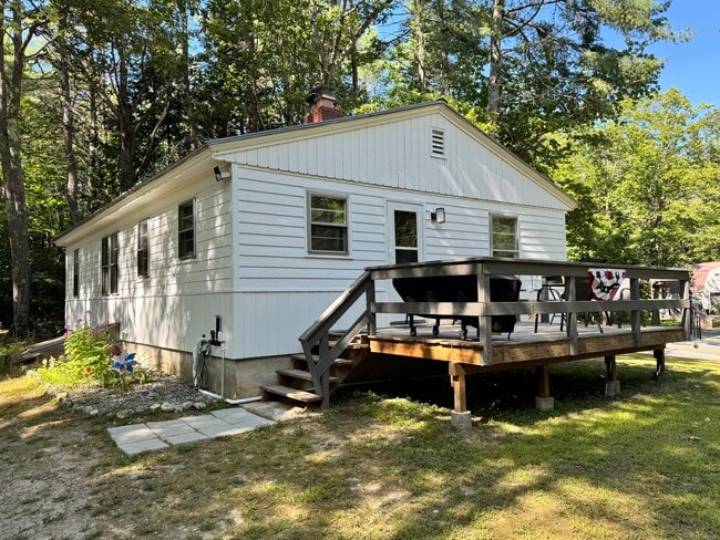 Photo - 564 Meadow Rd