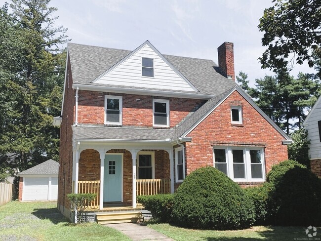 Building Photo - 28 Ellsworth Rd Rental