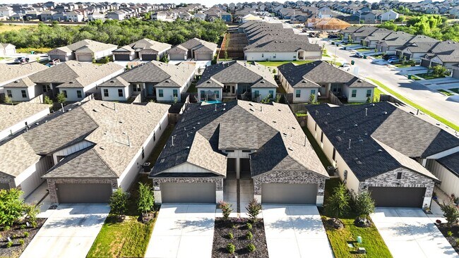 Photo - 9306 Unit #2