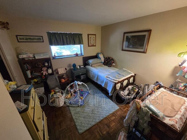 Photo - 30 Edgemont Rd