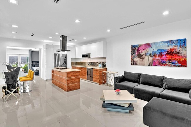 Photo - 1002 10th St Unidad 1002