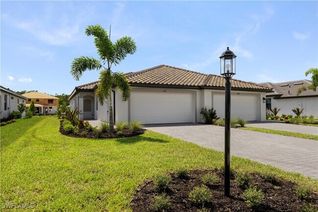Photo - 19613 Hinkley Dr