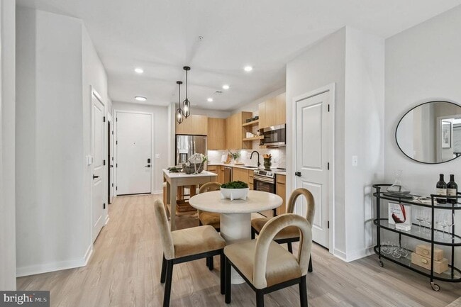 Photo - 43601 Charitable St Unit 273