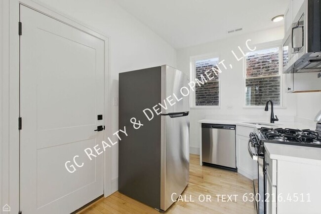 Photo - 1928 W 21st St Unit 2R