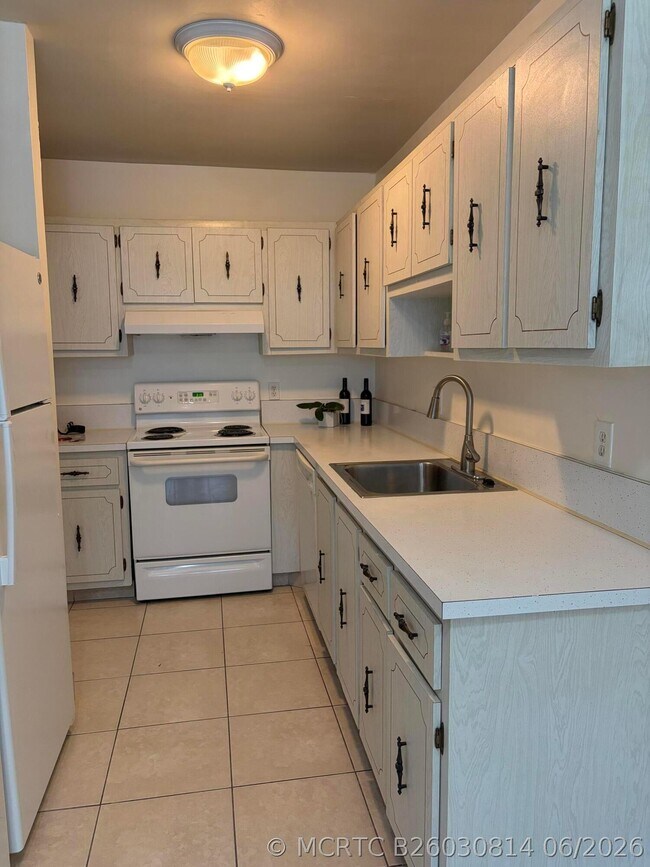 Photo - 2520 Black Olive Blvd Unit 203