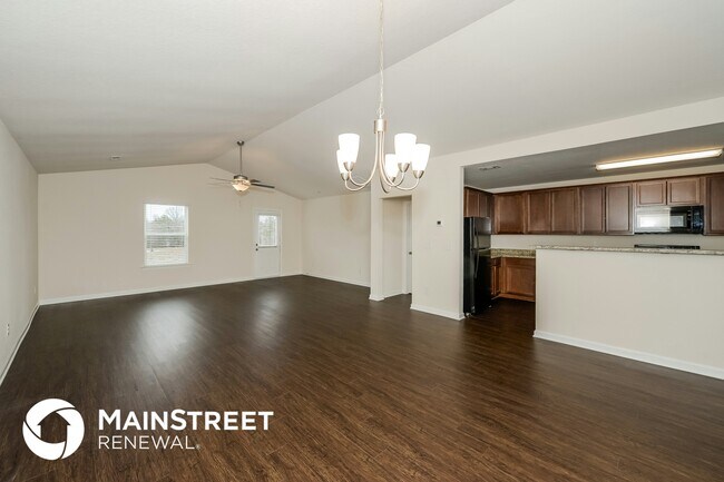 Photo - 2702 Swarm Ct