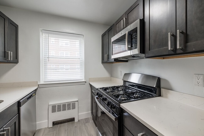 Photo - Watson Apartments