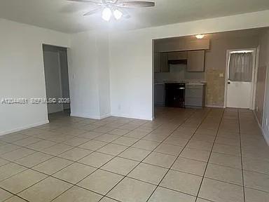 Photo - 2407 McKinley St Unidad 2