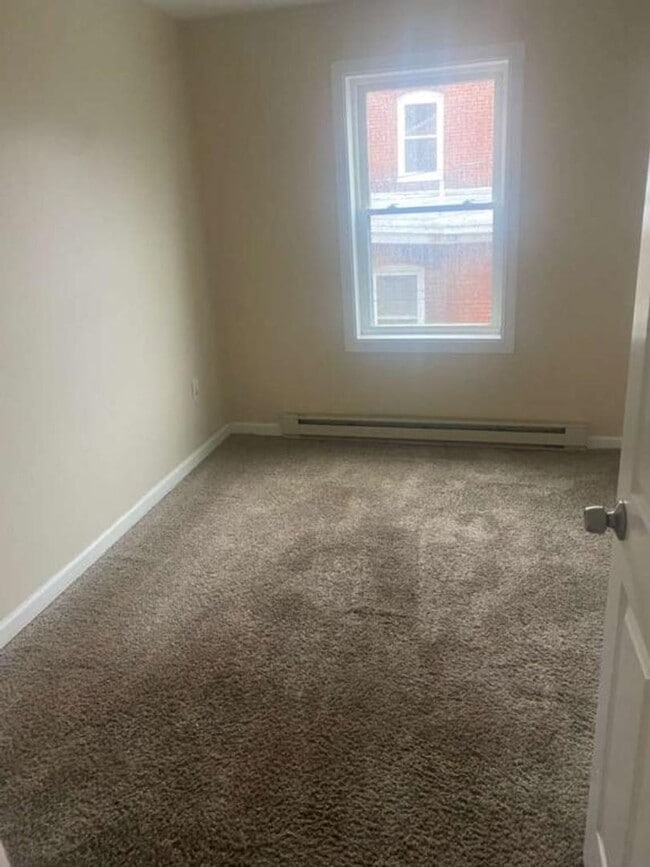 Photo - 32 North St Unit 3