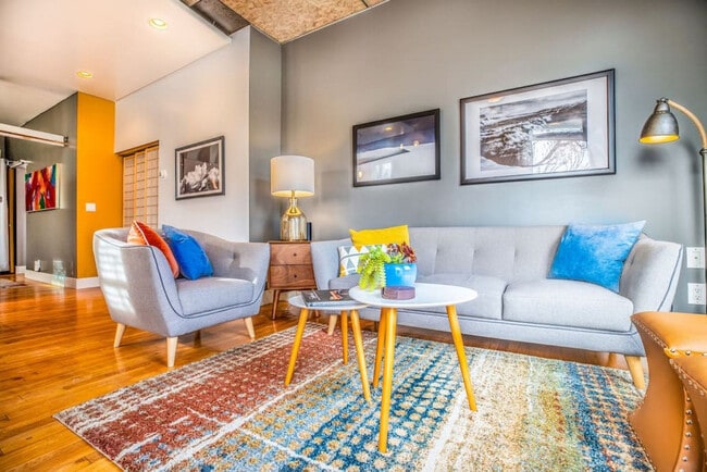 Photo - 518 Windsor St Unidad SI ID1597532P