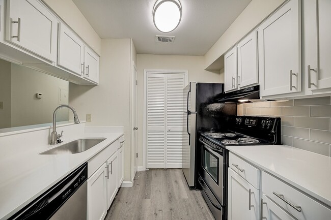 Photo - 8615 Rockwood Ln Unit 314