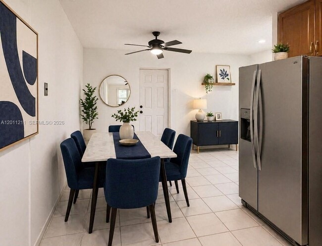 Photo - 526 E 54th St