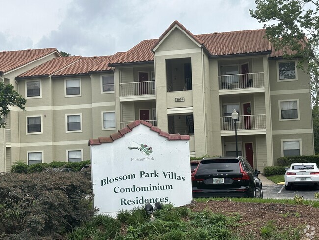 Building Photo - 3016 Parkway Blvd Rental