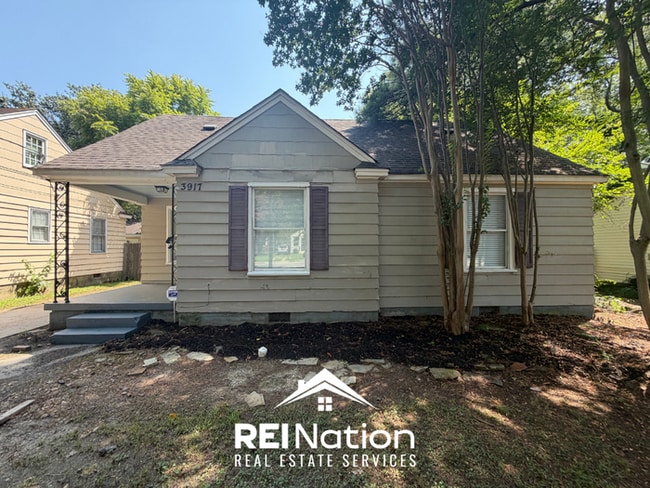 Building Photo - Move-In Ready 3 Bedroom Home on Spottswood - Large Fenced Backyard