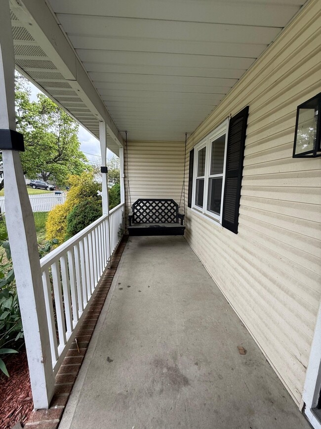 Photo - 1221 Windward Ave